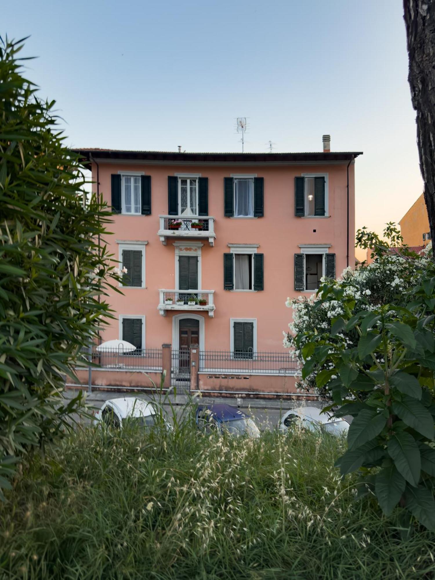 La Casa Di Eli Appartamenti Pisa Luaran gambar