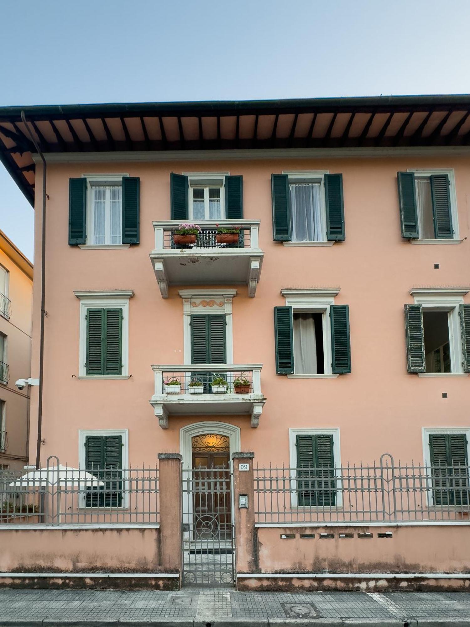 La Casa Di Eli Appartamenti Pisa Luaran gambar